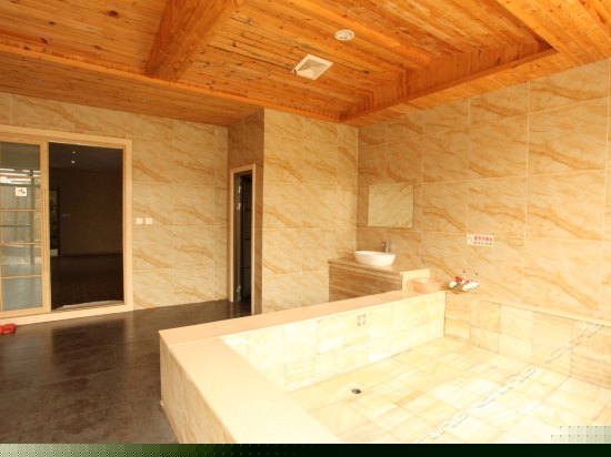 温泉汤の屋大号房