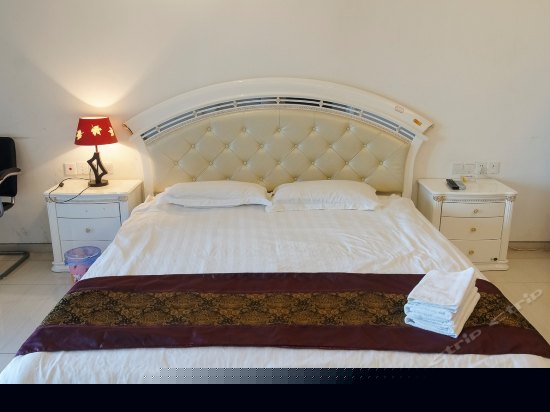 温馨全海景情侣房