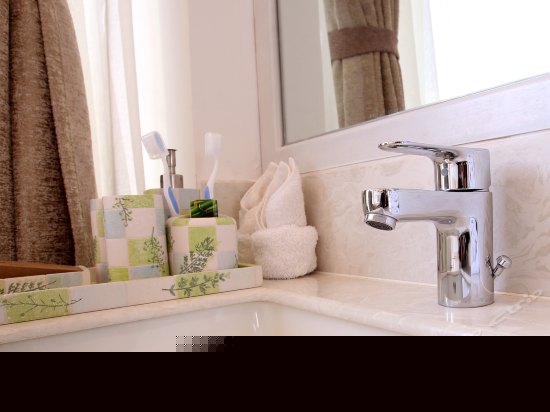 柠檬树休闲温馨亲子房