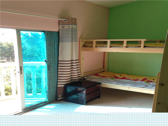 男生青春床位房（上铺）