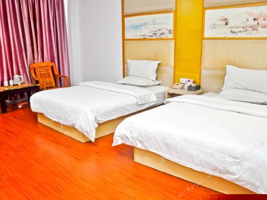 标准双人房（无窗）