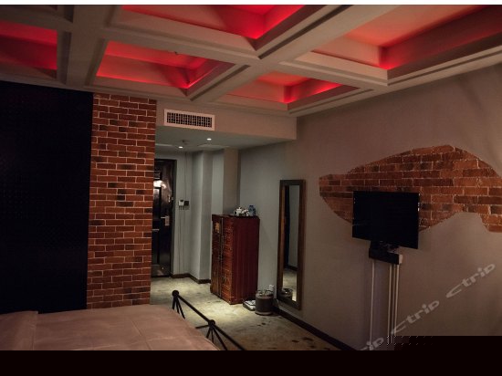 69-FOLLOWER-追随者