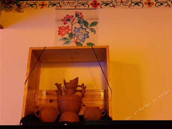 藏式豪华家庭房