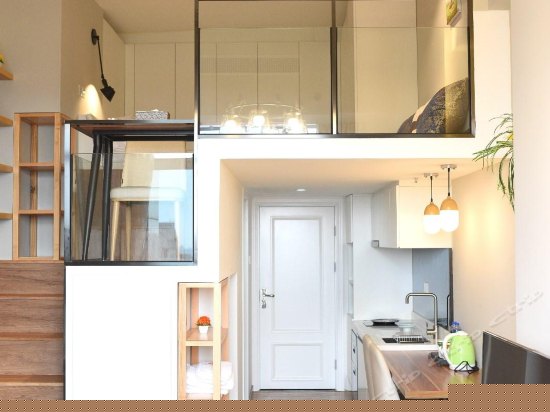 复式江景大床房