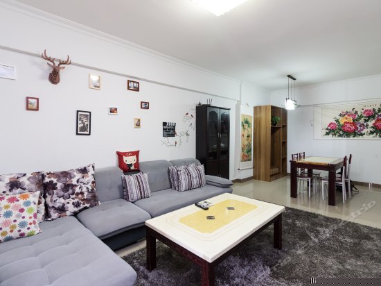 高层精装三房一厅