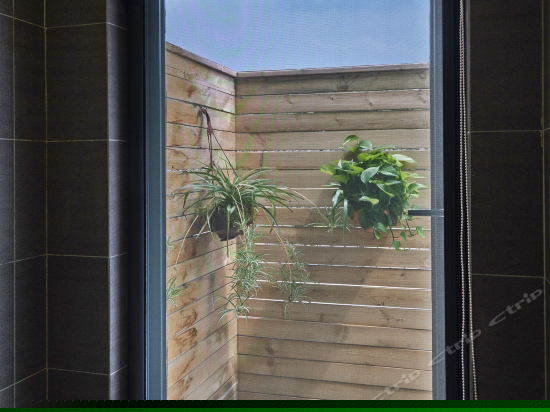 山景露台榻榻米