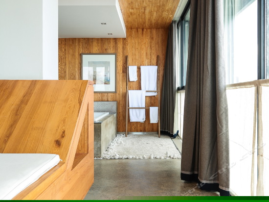 270°无敌海景大床房