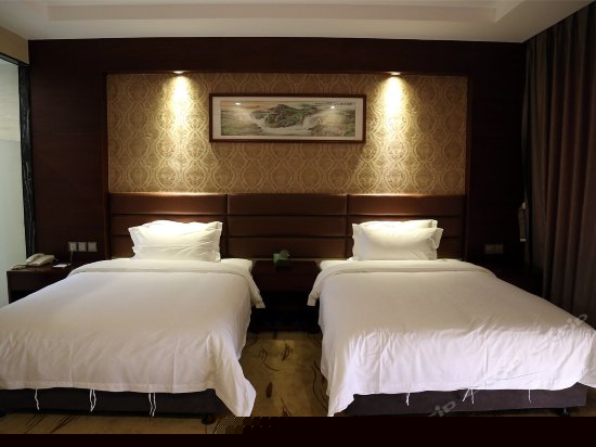 豪华山景双床房