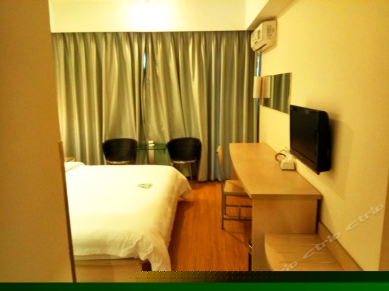 商务大床间(内宾)