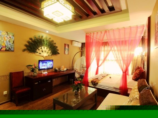 豪华江景大床房