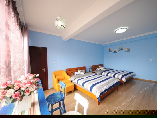 豪华阳光标准间