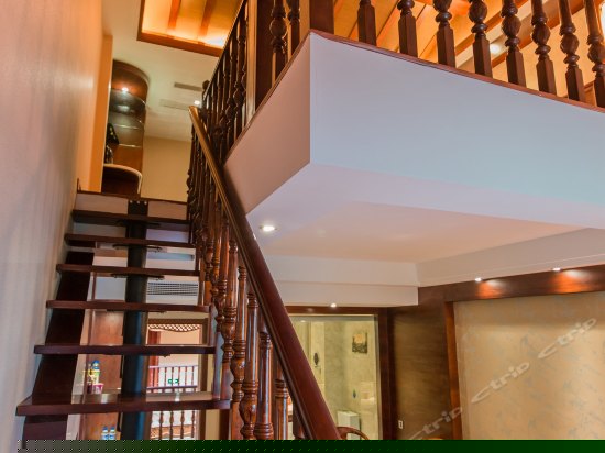 尊享豪华复式套房（双卫生间）