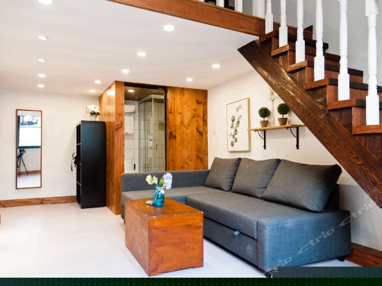 Loft复式庭院阳台四人间