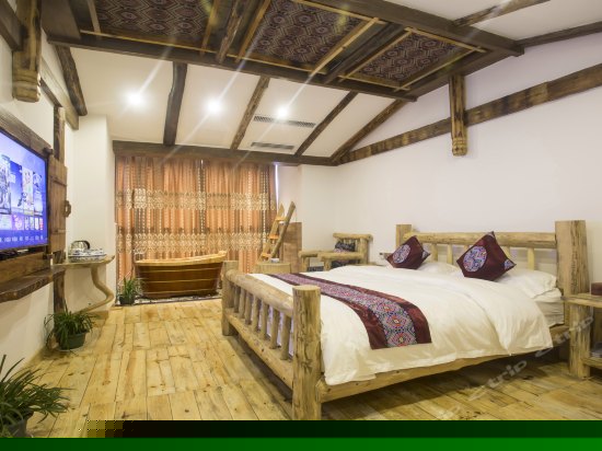 土家木桶大床房-澧水河畔观景房