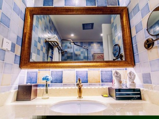 梦幻海洋大床房