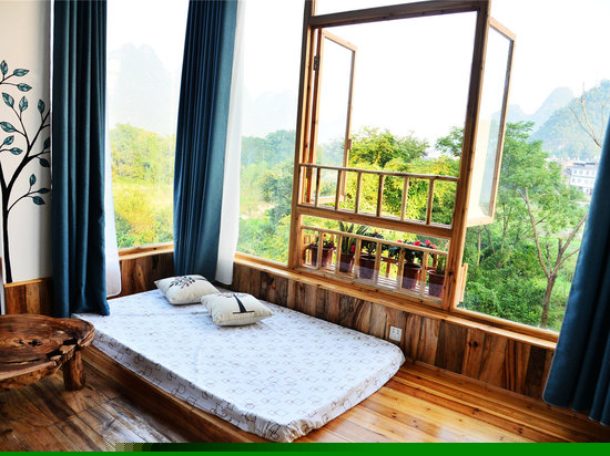 榻榻米观景三人房