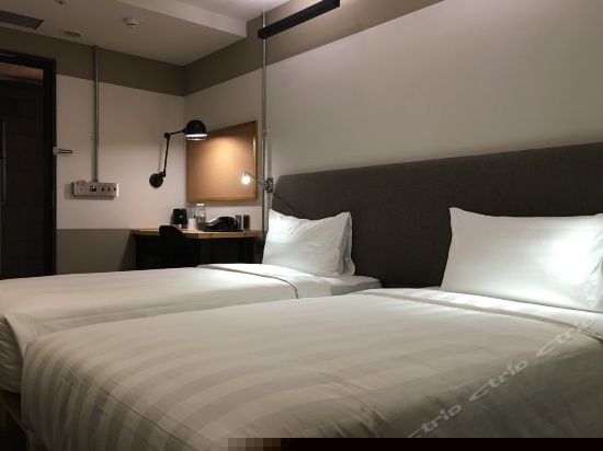 精致双床房（无窗）