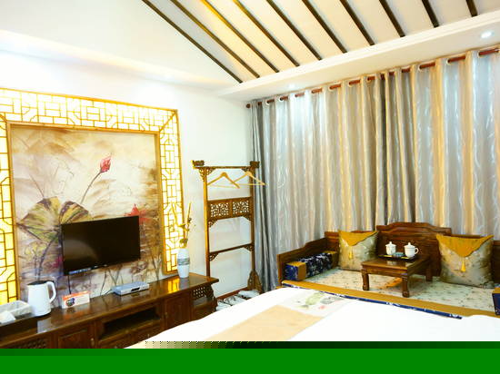 三楼惬意大床房