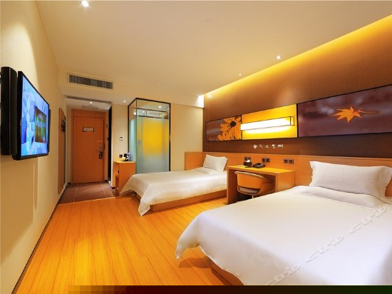 iu Bigger（B格双床房）