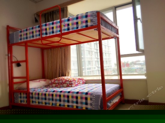 四人间大飘窗（床位房）