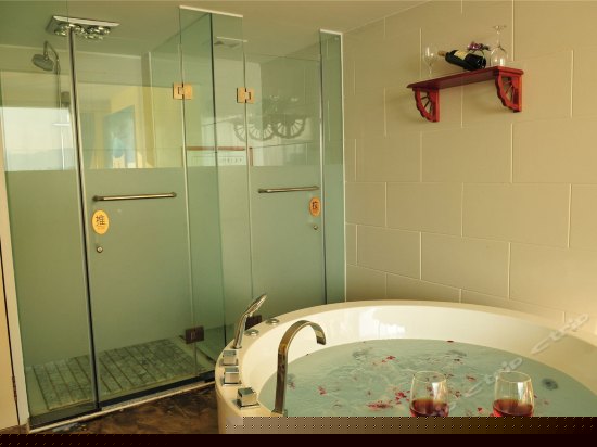 独立露台海景大床房