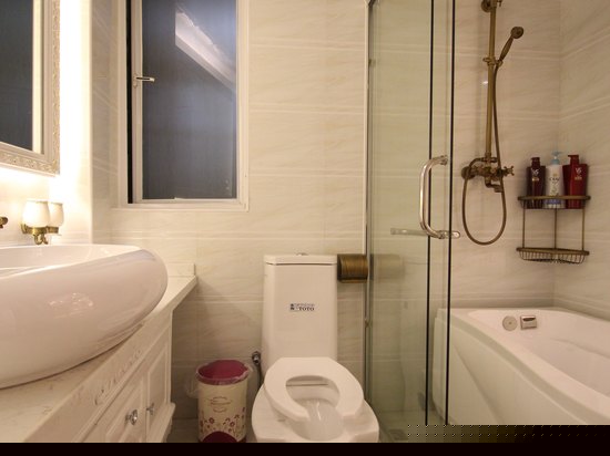 豪华宫廷大床房