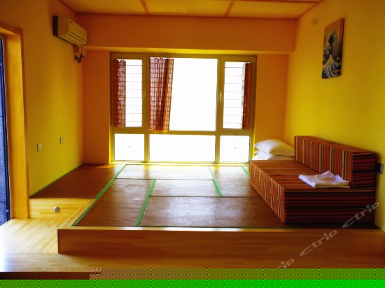 日式大平台观江景温泉房