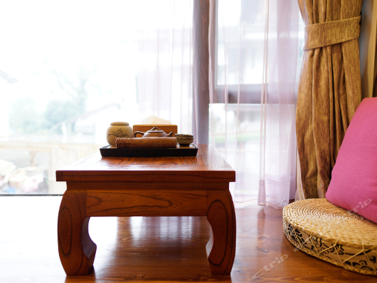 静兑（水墨香荷房）