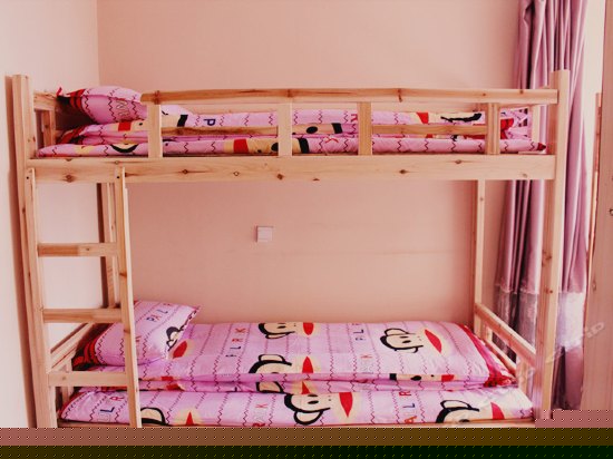 女生六人间(床位)