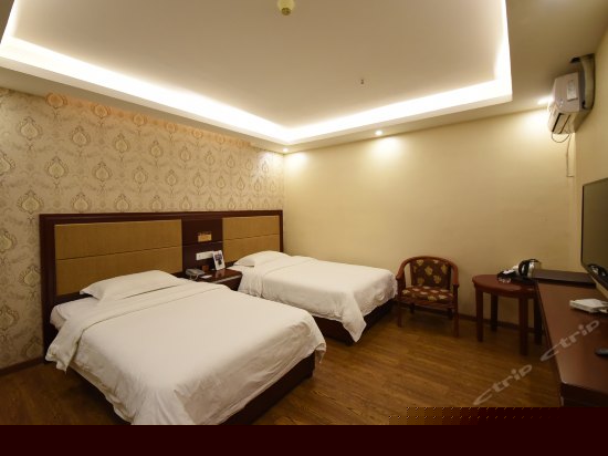 标准双人房（无窗）