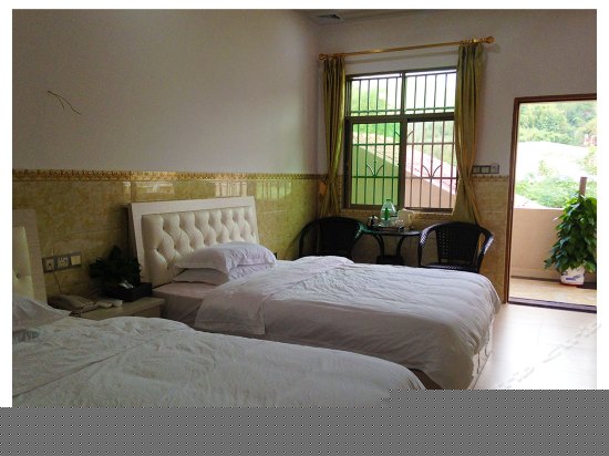 豪华温泉双床间