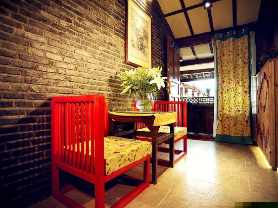 古城花溪豪华纳西大床房