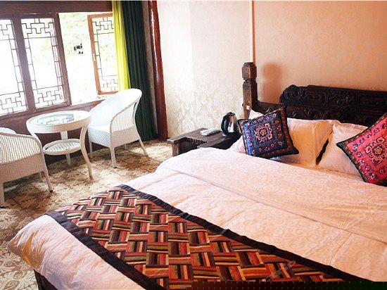 精致标准间（翡色翠华）