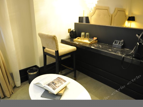 美式精致双床房