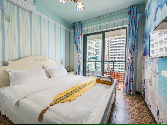 阳台海景大床房