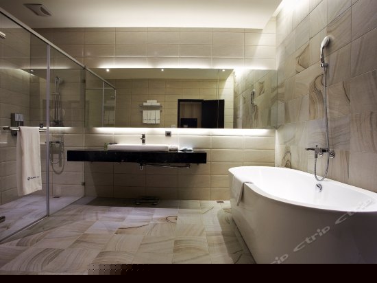 精致六人房（无窗）