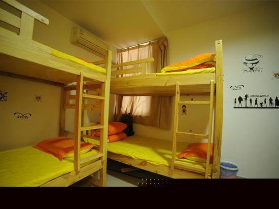 女生四人间（床位房）