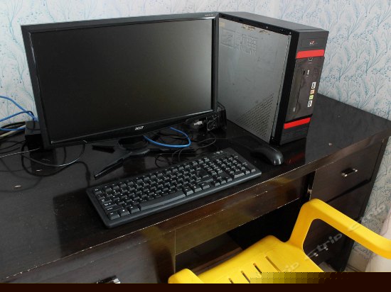 豪华空调电脑双床房