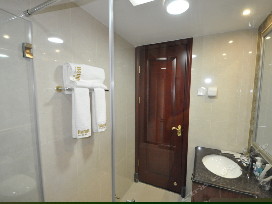 素洁两室两厅温馨居