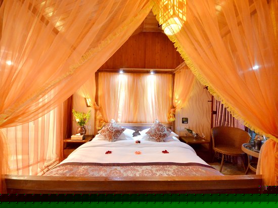 义尚古典大床房