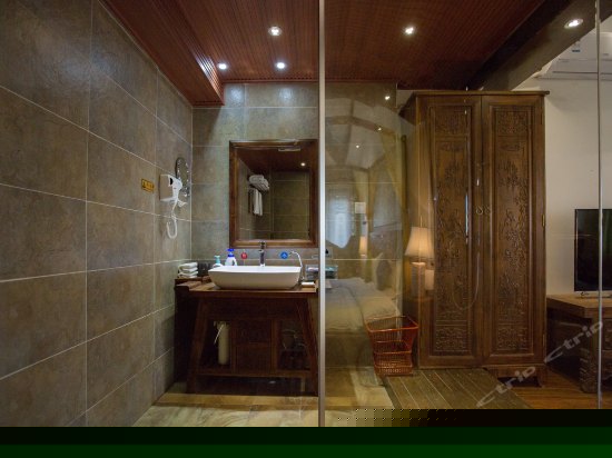 云情雨意（大床房）