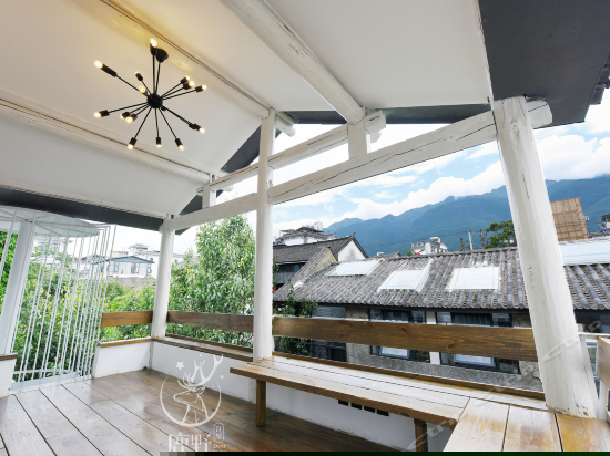 鹿肆花园露台大床房