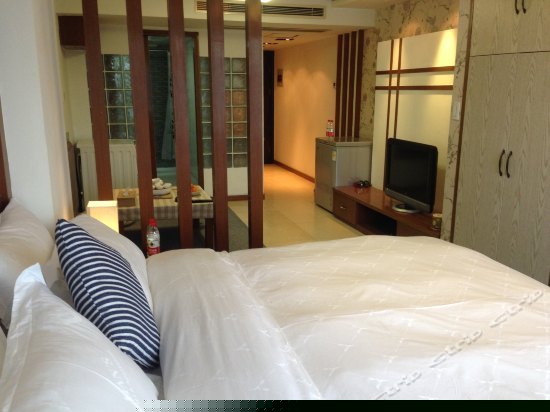 西子景象大床房