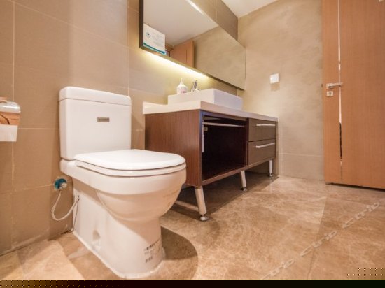 闲空间豪华四人套房