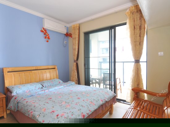 精装三房两厅两卫家庭套房