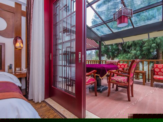 带露台机麻标间