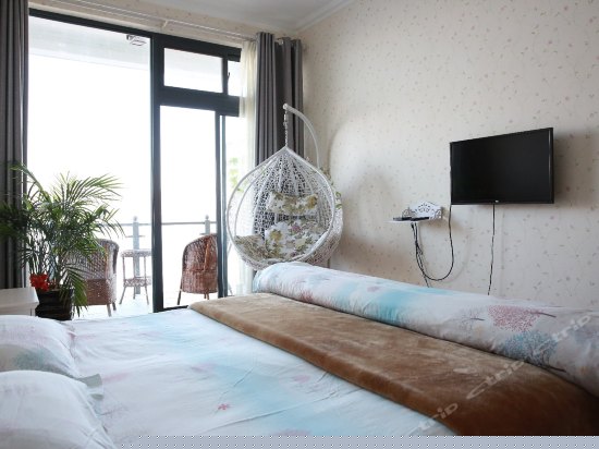 二楼田园风海景大床间