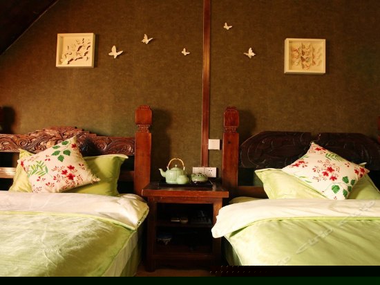 102蝶恋（豪华标间）