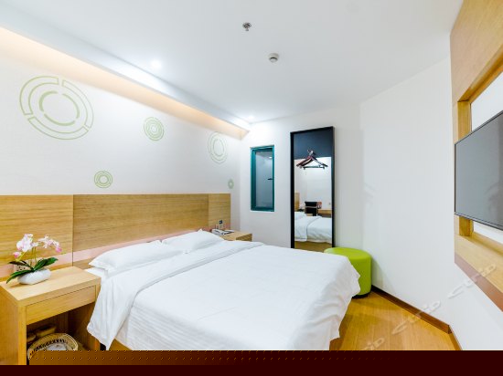 1.8米床特惠大床房(无窗)