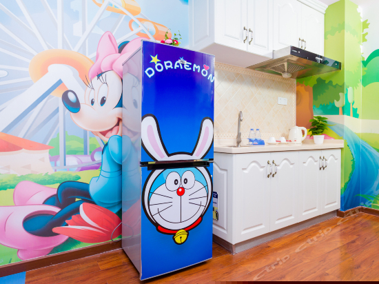 米奇滑梯三床房